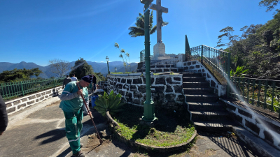 Revitalização do Mirante do Cristo em Petrópolis: Ações de Conservação em Andamento