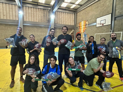 Prefeitura entrega kits de flag football para escolas municipais em parceria com a NFL Brasil